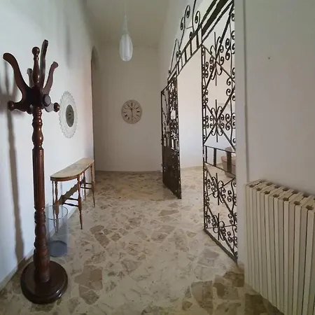 Il Cancello Dell'Arco Apartment *